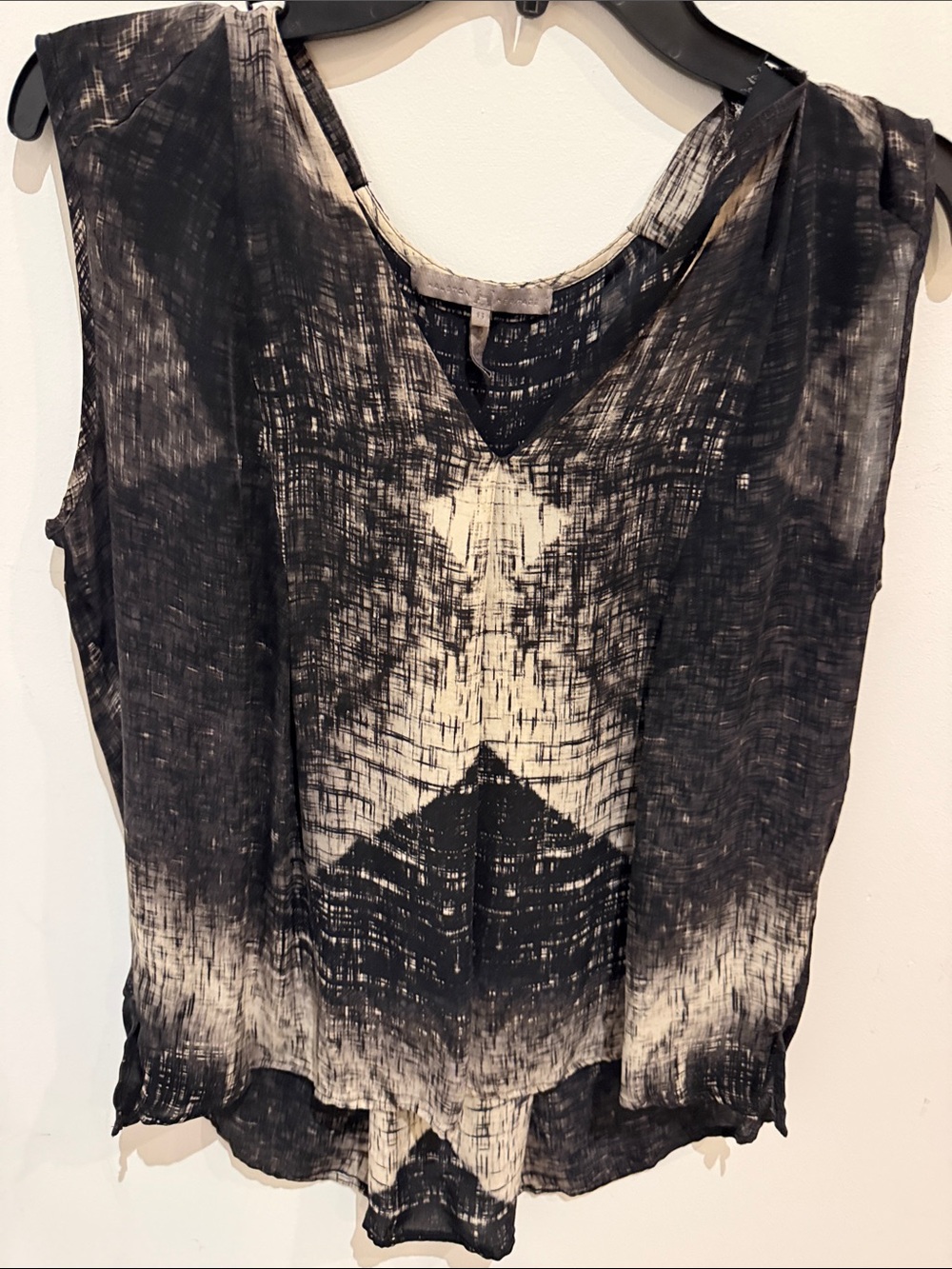 Women’s shirt